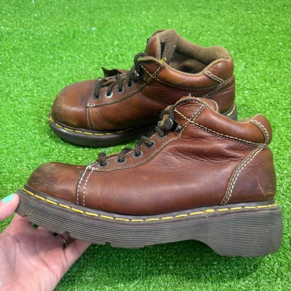 Vintage Doc Martens Men's Size 8 Chunky Lug‎ Ankle Boots Brown Leather Lace Up